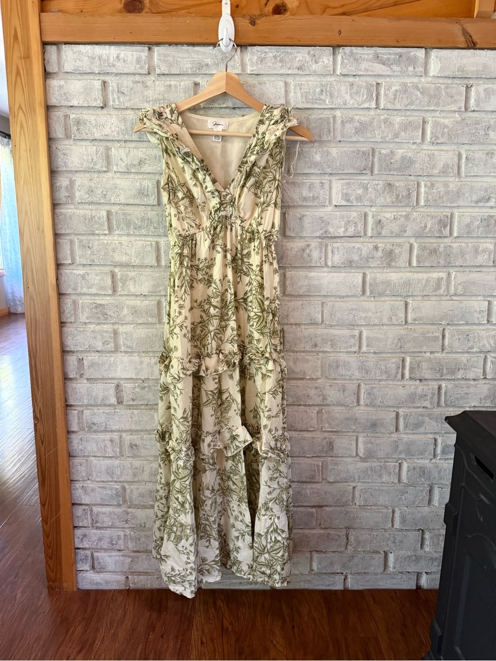 Jopna V-Neck Cream Maxi Dress with Green Botanical Print